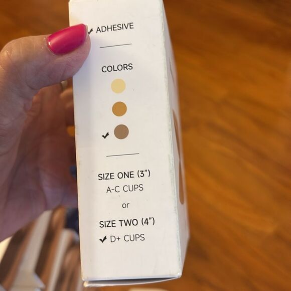 Dark tan Seamless Silicone Nipple Covers in nice discreet box - Picture 9 of 9